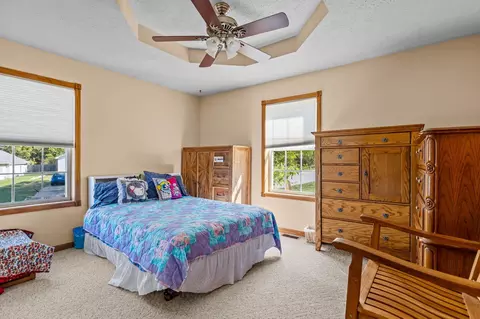 Bedroom - 541 N Dill St, Marshfield, MO 65706 photo 2 of 3