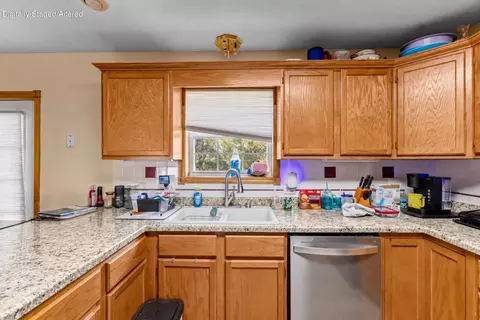 Kitchen - 541 N Dill St, Marshfield, MO 65706 photo 6 of 6