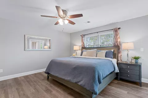 Bedroom - 350 S Wildwood Dr # E20, Branson, MO 65616 photo 1 of 5