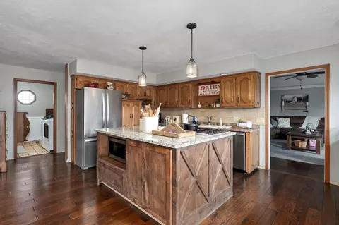 Kitchen - 315 N Old Wilderness Rd, Nixa, MO 65714 photo 1 of 4