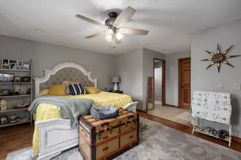 Bedroom - 315 N Old Wilderness Rd, Nixa, MO 65714 photo 2 of 6