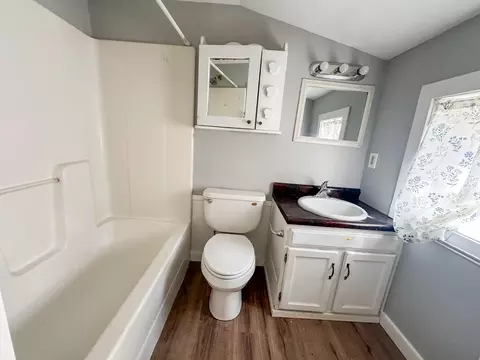 Bath - 2106 W Webster St, Springfield, MO 65802 photo 1 of 1