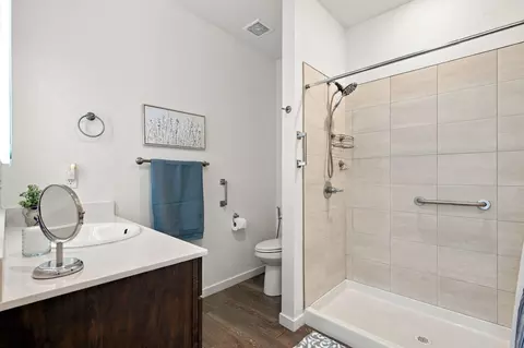 Bath - 113 Vista View Dr #B, Branson, MO 65616 photo 1 of 3