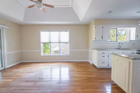 Living - 759 S Augusta Dr, Springfield, MO 65809 photo 4 of 6