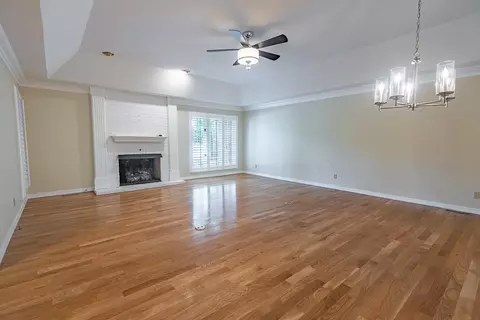 Living - 759 S Augusta Dr, Springfield, MO 65809 photo 2 of 6