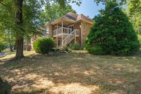 Exterior - 759 S Augusta Dr, Springfield, MO 65809 photo 5 of 12