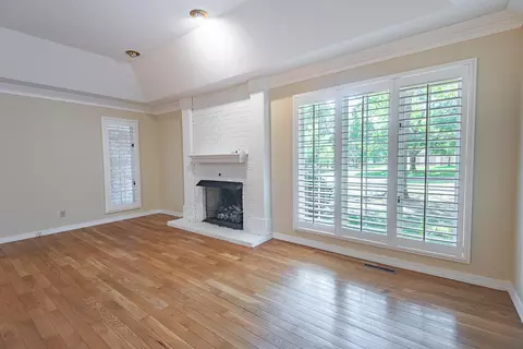 Living - 759 S Augusta Dr, Springfield, MO 65809 photo 3 of 6