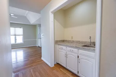 Entry Way - 759 S Augusta Dr, Springfield, MO 65809 photo 2 of 3