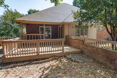 Exterior - 761 S Augusta Dr, Springfield, MO 65809 photo 8 of 12
