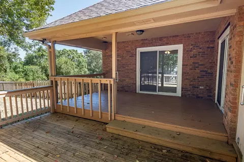 Exterior - 761 S Augusta Dr, Springfield, MO 65809 photo 10 of 12