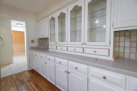Kitchen - 761 S Augusta Dr, Springfield, MO 65809 photo 4 of 6