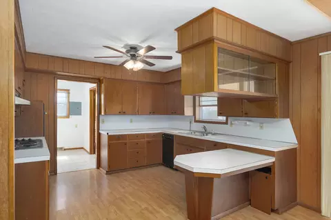Kitchen - 442 S York Ave, Springfield, MO 65802 photo 1 of 2
