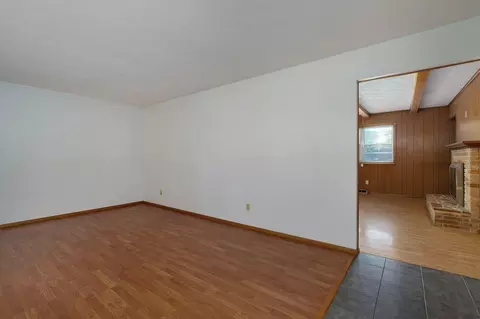 Living - 442 S York Ave, Springfield, MO 65802 photo 1 of 8