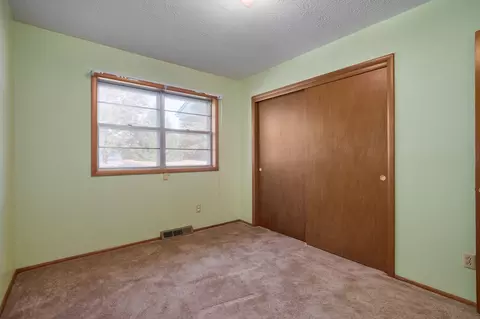 Bedroom - 442 S York Ave, Springfield, MO 65802 photo 3 of 3