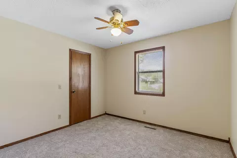 Bedroom - 400 Elm St, Nixa, MO 65714 photo 6 of 7
