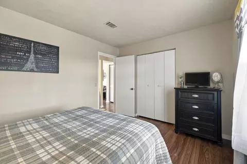 Bedroom - 40 Scenic Ct #8, Branson, MO 65616 photo 2 of 5