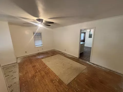Living - 317 W Main St, Steele, MO 63877 photo 1 of 6