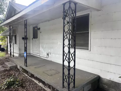 Exterior - 317 W Main St, Steele, MO 63877 photo 9 of 14