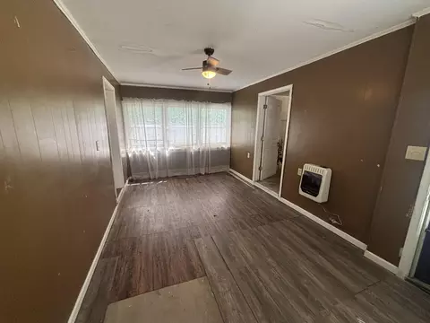 Living - 317 W Main St, Steele, MO 63877 photo 5 of 6