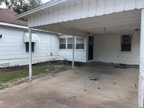 Exterior - 317 W Main St, Steele, MO 63877 photo 5 of 14