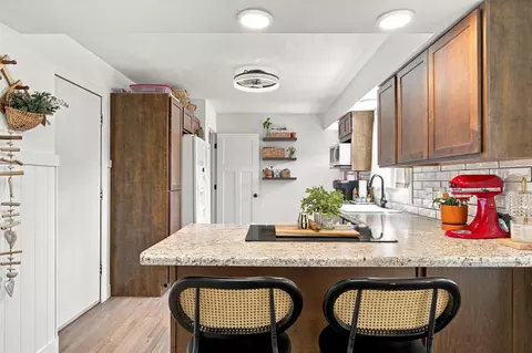 Kitchen - 1452 E Lindberg St, Springfield, MO 65804 photo 1 of 3