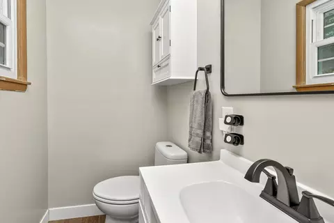 Bath - 1709 S 11th Ave, Ozark, MO 65721 photo 4 of 5