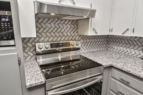 Kitchen - 1709 S 11th Ave, Ozark, MO 65721 photo 3 of 5