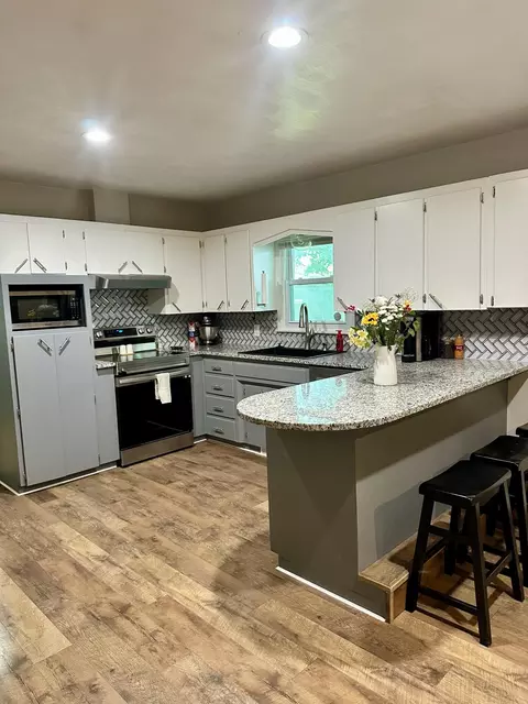 Kitchen - 1709 S 11th Ave, Ozark, MO 65721 photo 2 of 5