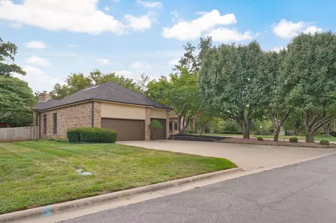 Exterior - 5110 S Rochelle Ave, Springfield, MO 65804 photo 32 of 37