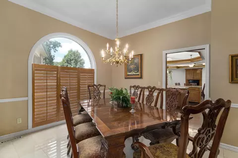 Dining - 5110 S Rochelle Ave, Springfield, MO 65804 photo 4 of 6
