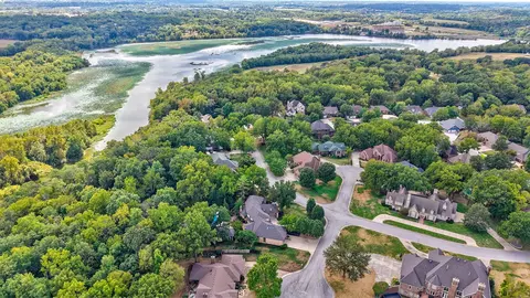 View/Area - 5110 S Rochelle Ave, Springfield, MO 65804 photo 9 of 12