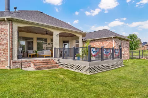 Exterior - 332 Sunset Dr, Saddlebrooke, MO 65630 photo 15 of 21