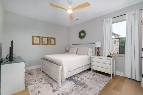 Bedroom - 332 Sunset Dr, Saddlebrooke, MO 65630 photo 3 of 7