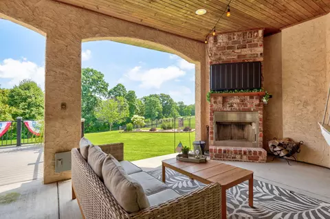 Exterior - 332 Sunset Dr, Saddlebrooke, MO 65630 photo 9 of 21