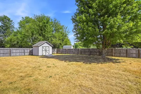 Exterior - 1002 E Rachael Dr, Republic, MO 65738 photo 4 of 7