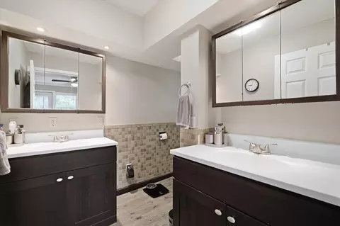 Bath - 2775 W Heritage Dr, Ozark, MO 65721 photo 1 of 6
