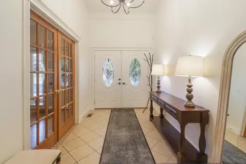 Entry Way - 4200 Oak Haven Dr, Nixa, MO 65714 photo 2 of 4