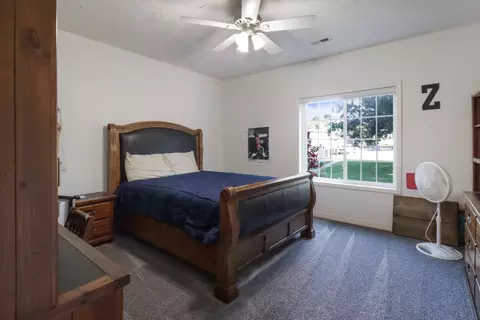 Bedroom - 4200 Oak Haven Dr, Nixa, MO 65714 photo 5 of 7