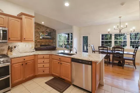 Kitchen - 4200 Oak Haven Dr, Nixa, MO 65714 photo 3 of 4