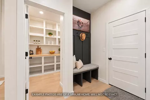 Entry Way - 1860 E Skyline Ave, Ozark, MO 65721 photo 7 of 14