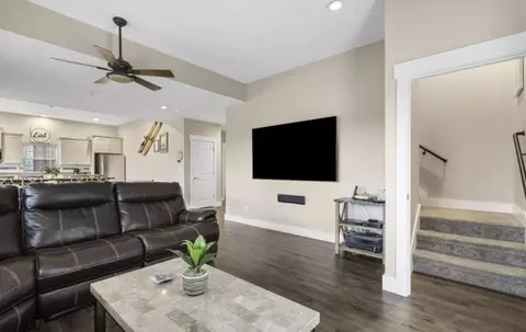 Entry Way - 270 Chateau Cove Dr, Branson, MO 65616 photo 2 of 2