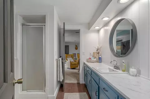 Bath - 3530 E Blueridge St, Springfield, MO 65809 photo 7 of 7
