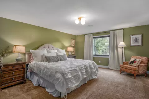 Bedroom - 3530 E Blueridge St, Springfield, MO 65809 photo 5 of 6