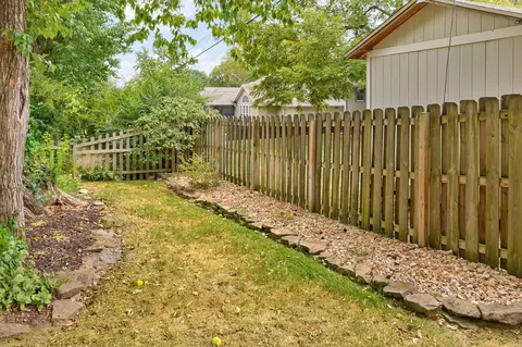 Exterior - 3530 E Blueridge St, Springfield, MO 65809 photo 16 of 20