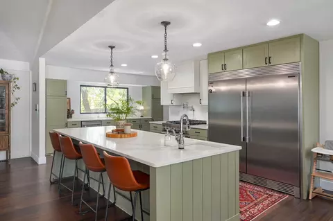 Kitchen - 3530 E Blueridge St, Springfield, MO 65809 photo 1 of 7