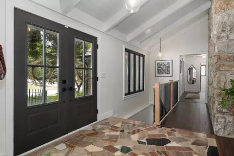 Entry Way - 3530 E Blueridge St, Springfield, MO 65809 photo 1 of 7