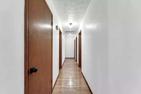 Entry Way - 844 W Maplewood St, Springfield, MO 65807 photo 1 of 1