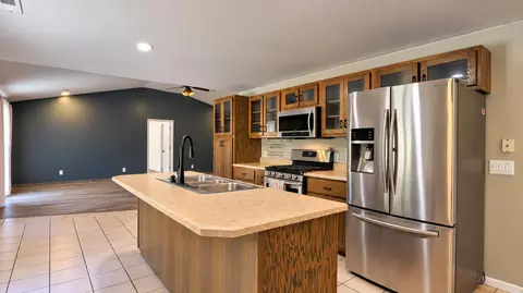 Kitchen - 1035 Jacks Fork Road Rd # -1, Mountain View, MO 65548 photo 3 of 6