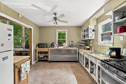 Kitchen - 14265 Highway K, Seneca, MO 64865 photo 2 of 3