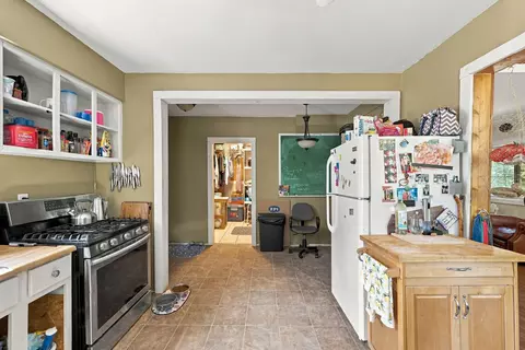 Kitchen - 14265 Highway K, Seneca, MO 64865 photo 3 of 3